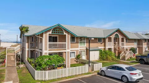 31 Kopi Ln #5-204, Wailuku, HI 96793