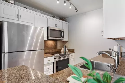 160 Keonekai Rd #7-101, Kihei, HI 96753