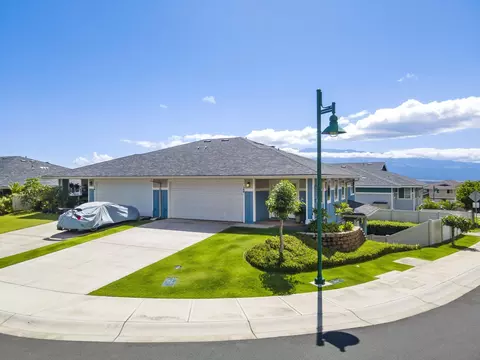 124 Hoolaau St #138, Wailuku, HI 96793