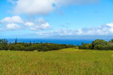 214 Keoawa St #15, Lahaina, HI 96761