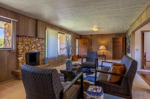 Living - 47 Ka Dr, Kula, HI 96790 photo 1 of 4
