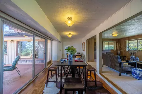 Dining - 47 Ka Dr, Kula, HI 96790 photo 2 of 3