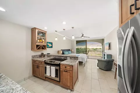 475 Front St #620, Lahaina, HI 96761