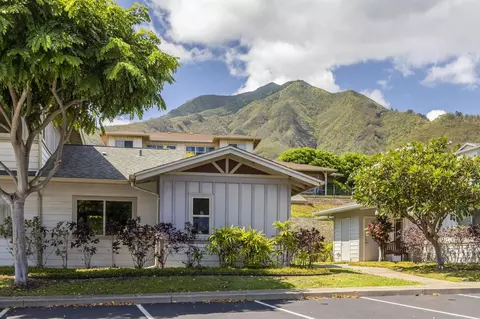 211 Hooulu Ln #1004, Wailuku, HI 96793