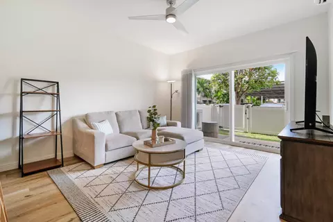 45 Kanani Rd #112, Kihei, HI 96753