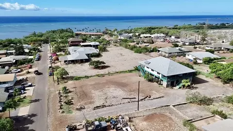 115 Aahi Pl, Kaunakakai, HI 96748
