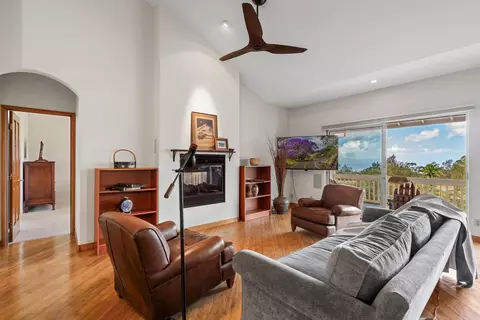 Living - 33 Uau Pl, Kula, HI 96790 photo 1 of 3