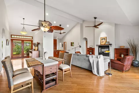 Dining - 33 Uau Pl, Kula, HI 96790 photo 1 of 3