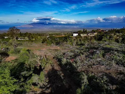 0 Haleakala Hwy UNIT A, Kula, HI 96790