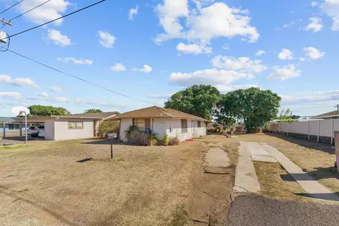 433 Kahiki St, Kahului, HI 96732