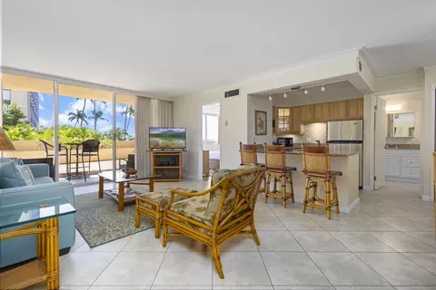 4365 Lower Honoapiilani Rd #115, Lahaina, HI 96761