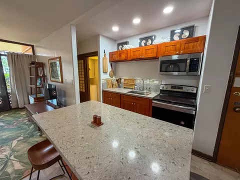 255 Kepuhi Pl #14A04, Maunaloa, HI 96770