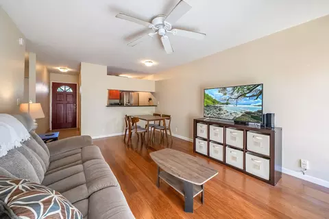 480 Kenolio Rd #6204, Kihei, HI 96753