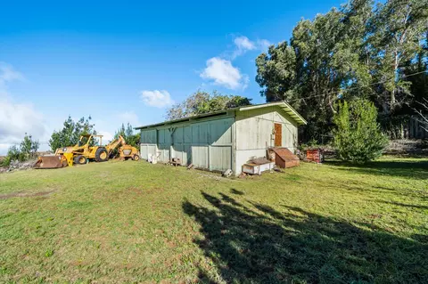 Exterior - 1375 Copp Rd, Kula, HI 96790 photo 3 of 10