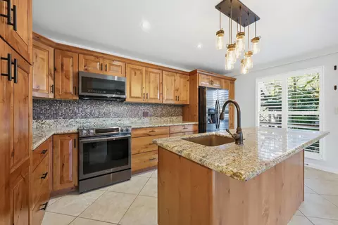 140 Uwapo Rd #39-101, Kihei, HI 96753