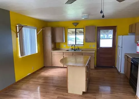 Kitchen - 5702 Lower Kula Rd, Kula, HI 96790 photo 3 of 3