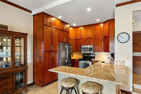 500 Kapalua Dr #16P5-6, Lahaina, HI 96761