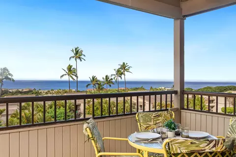 10 Wailea Ekolu Pl #408, Kihei, HI 96753