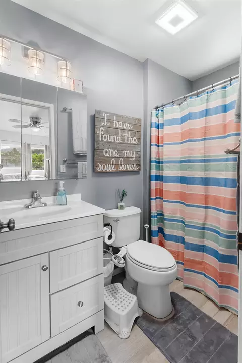 Bath - 79 Lauie Dr, Kula, HI 96790 photo 2 of 2