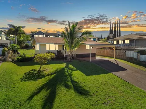 165 Hololani St, Makawao, HI 96768