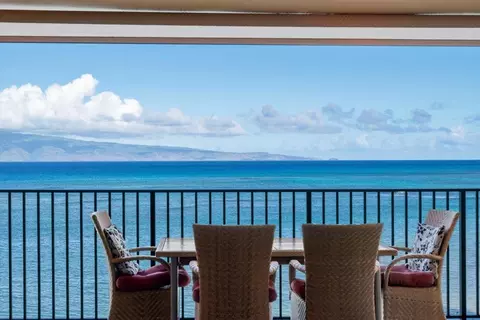 4401 Lower Honoapiilani Rd #B503, Lahaina, HI 96761