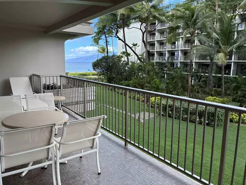 2481 Kaanapali Pkwy #220 E, Lahaina, HI 96761