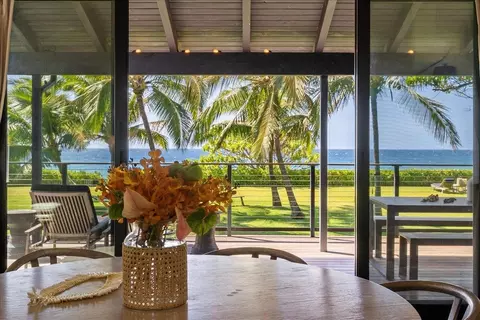 33 Hana Hwy, Paia, HI 96779