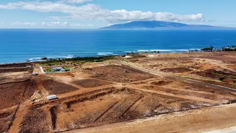 1714 Waianukole Pl #A, Lahaina, HI 96761