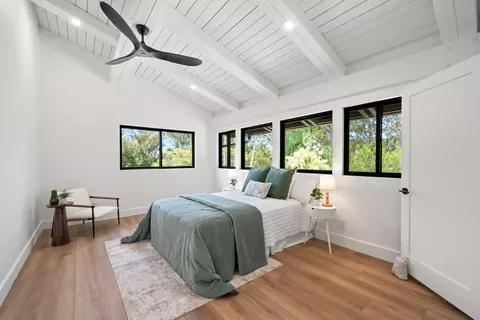 Bedroom - 965 Hog Back Rd, Haiku, HI 96708 photo 4 of 4