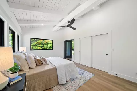 Bedroom - 965 Hog Back Rd, Haiku, HI 96708 photo 3 of 4