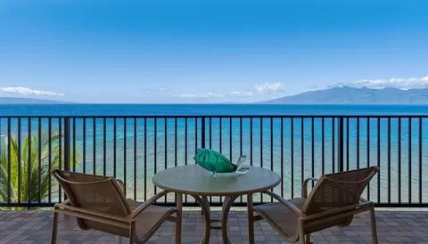 3445 Lower Honoapiilani Rd #701, Lahaina, HI 96761