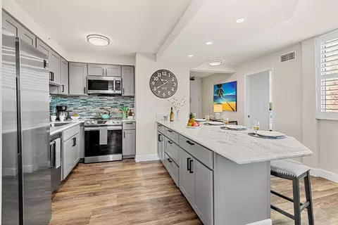 4365 Lower Honoapiilani Rd #520, Lahaina, HI 96761