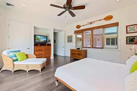 Bedroom - 232 Crestview Rd, Lahaina, HI 96761 photo 6 of 8
