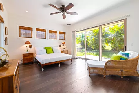 Bedroom - 232 Crestview Rd, Lahaina, HI 96761 photo 3 of 8