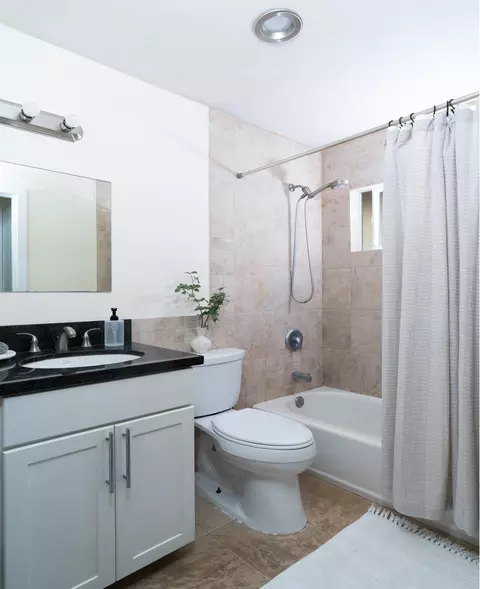 Bath - 4509 Opana Pl, Haiku, HI 96708 photo 3 of 3