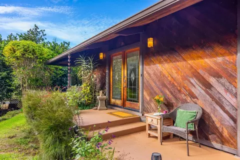 Exterior - 20 Cooke Rd, Kula, HI 96790 photo 4 of 17