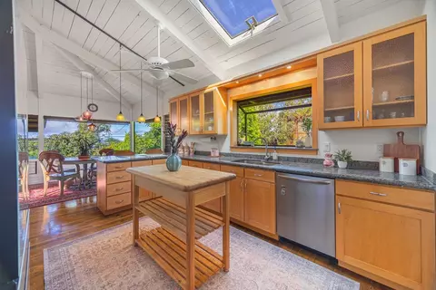Kitchen - 20 Cooke Rd, Kula, HI 96790 photo 1 of 4