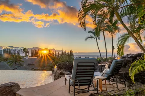 1008 Sunset Pl, Lahaina, HI 96761
