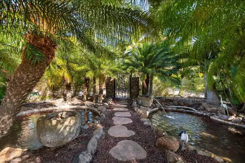 52 Lau Niu Way #A, Lahaina, HI 96761