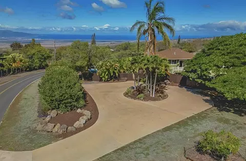 Exterior - 1350 Naalae Rd, Kula, HI 96790 photo 13 of 19