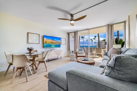 150 Hauoli St #300, Wailuku, HI 96793