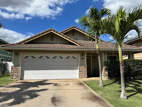 17 Molehulehu Loop, Kahului, HI 96732
