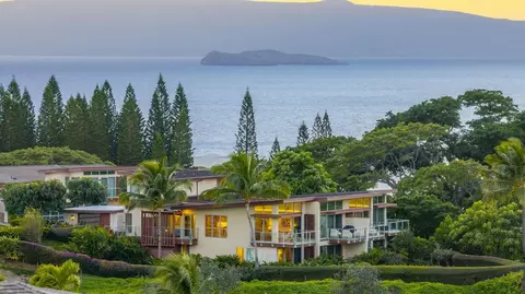 209 Holokahiki Ln #7D, Kihei, HI 96753