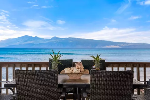 43 Papaua Pl, Lahaina, HI 96761