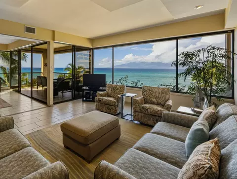 4299 Lower Honoapiilani Rd #243, Lahaina, HI 96761
