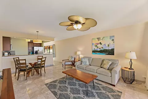 Living - 4242 Lower Honoapiilani Rd #E-601, Lahaina, HI 96761 photo 3 of 5