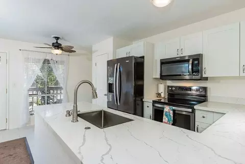 140 Uwapo Rd #55-205, Kihei, HI 96753