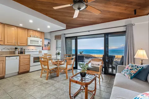4435 Lower Honoapiilani Rd #112, Lahaina, HI 96761