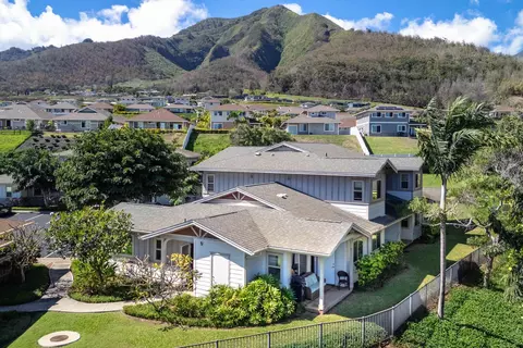 143 Hoowaiwai Loop #2804, Wailuku, HI 96793