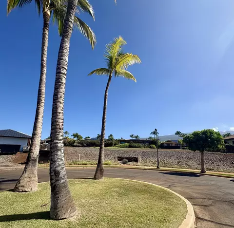 120 Lewa Lani Pl #17, Lahaina, HI 96761